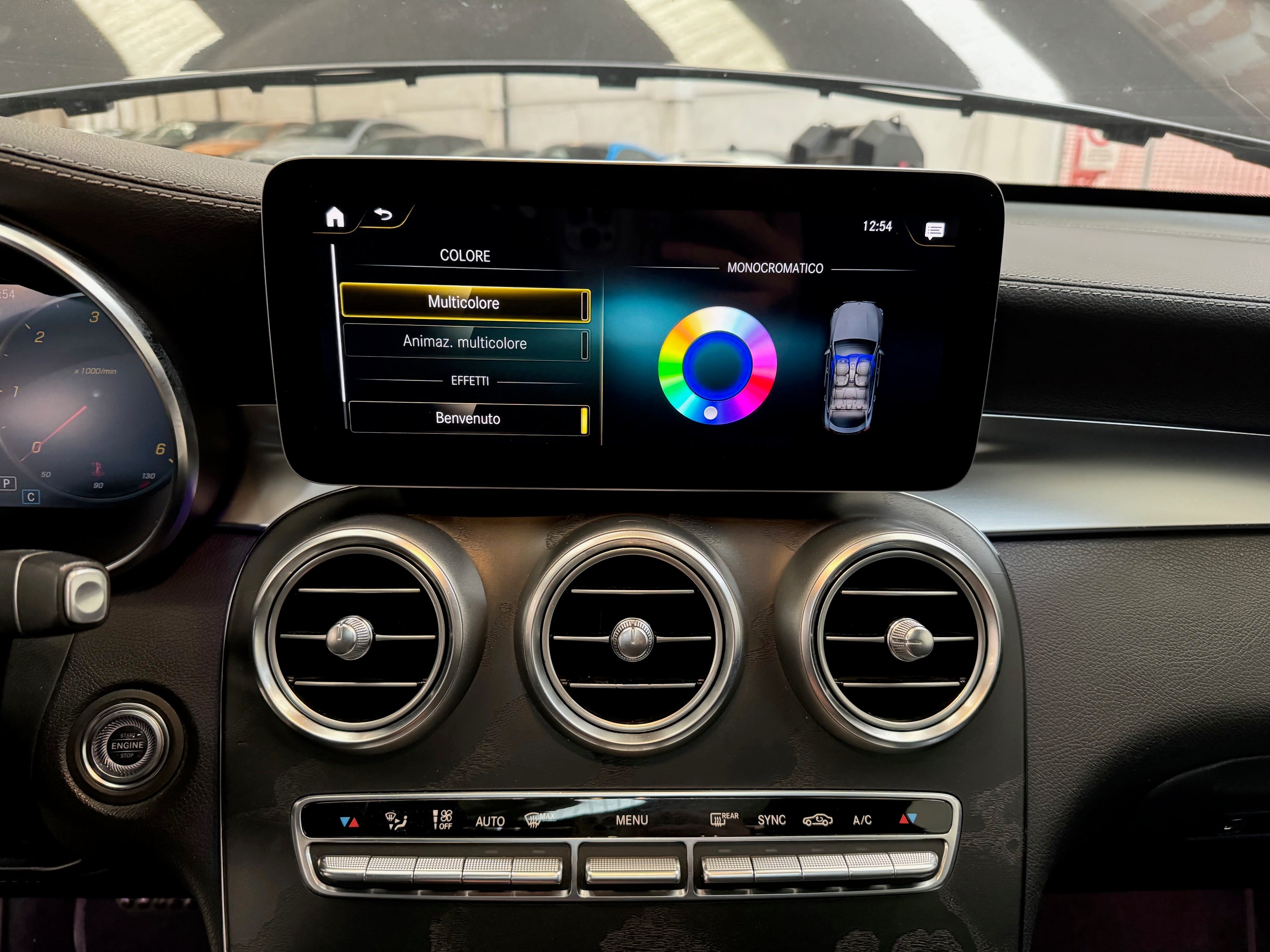 2019 Mercedes-Benz GLC 300 d Coupe 4Matic AMG Line Interieur