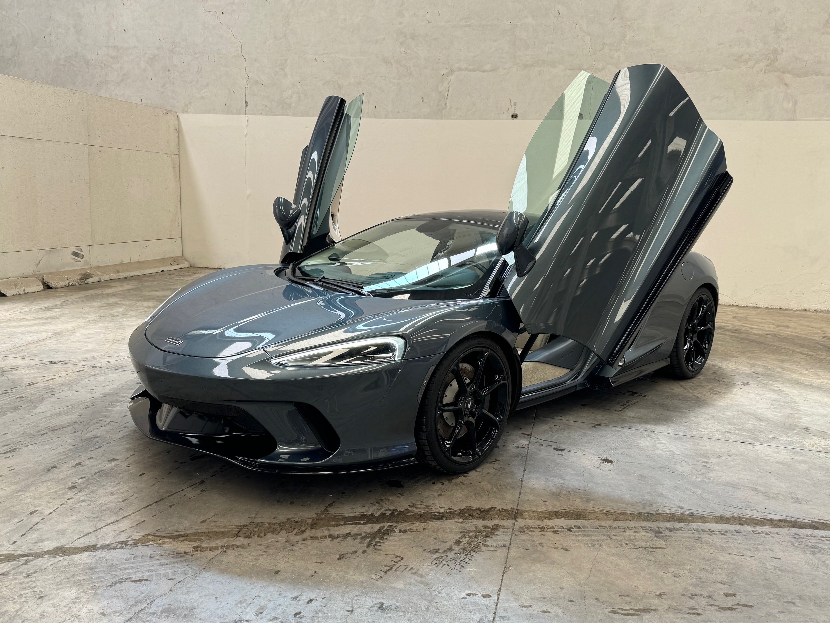 2022 McLaren GT 4.0 "New Engine"