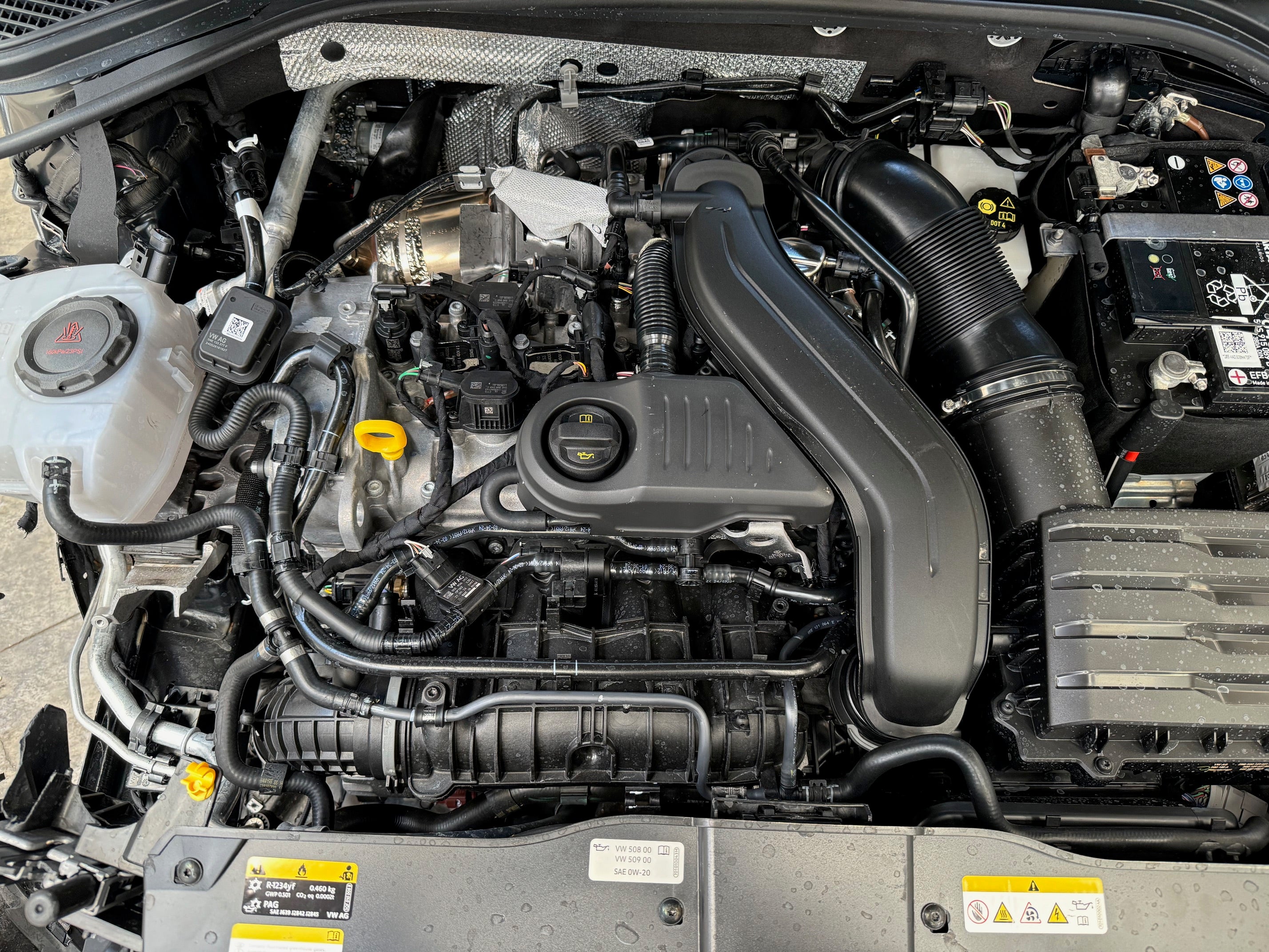 2025 Volkswagen T-Roc 1.5 TSI ACT R-Line Plus