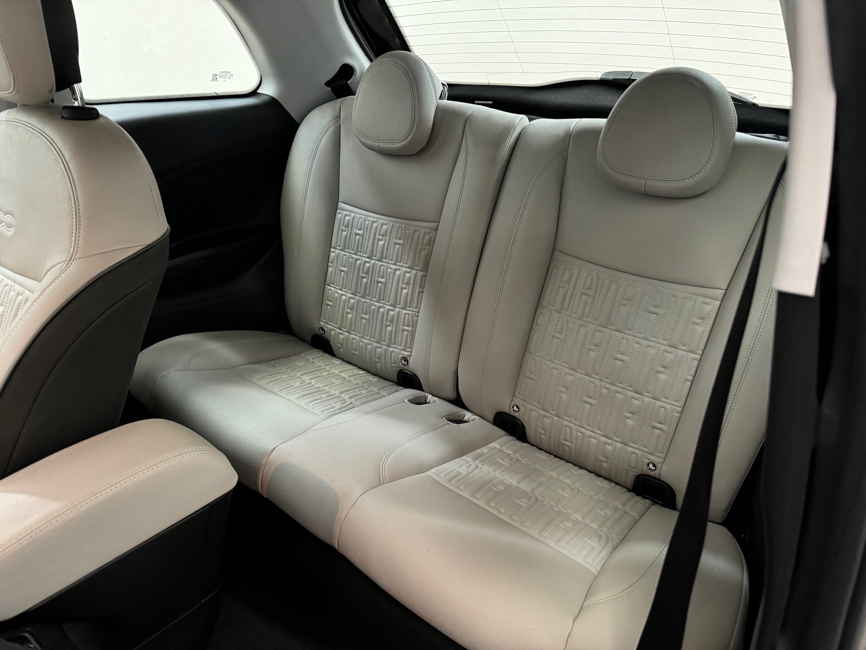 2023 Fiat 500e La Prima