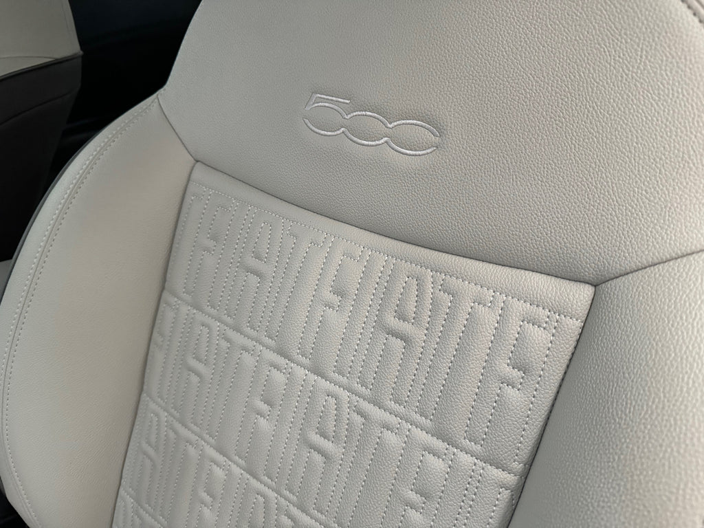 2023 Fiat 500e La Prima