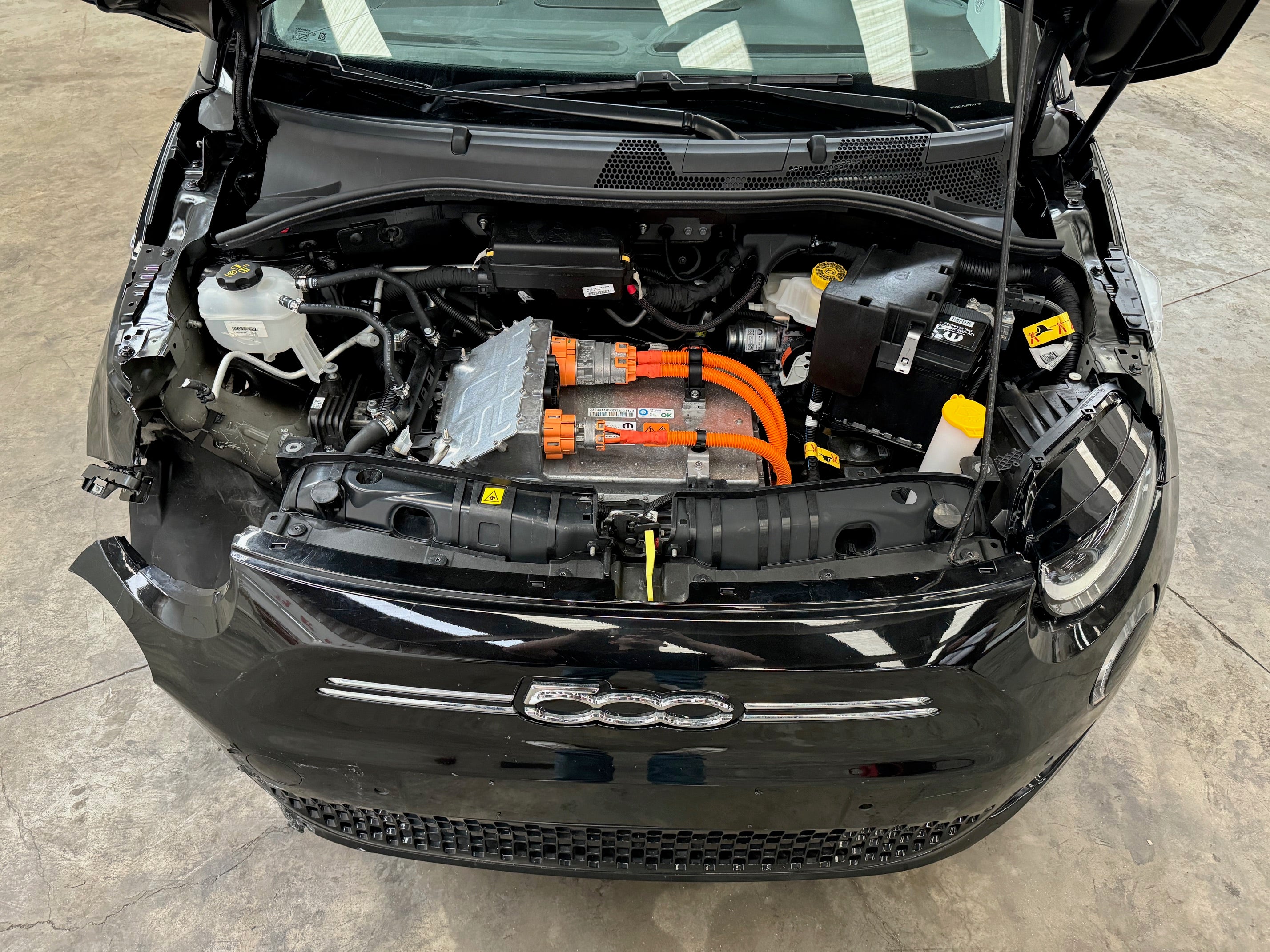 2023 Fiat 500e La Prima