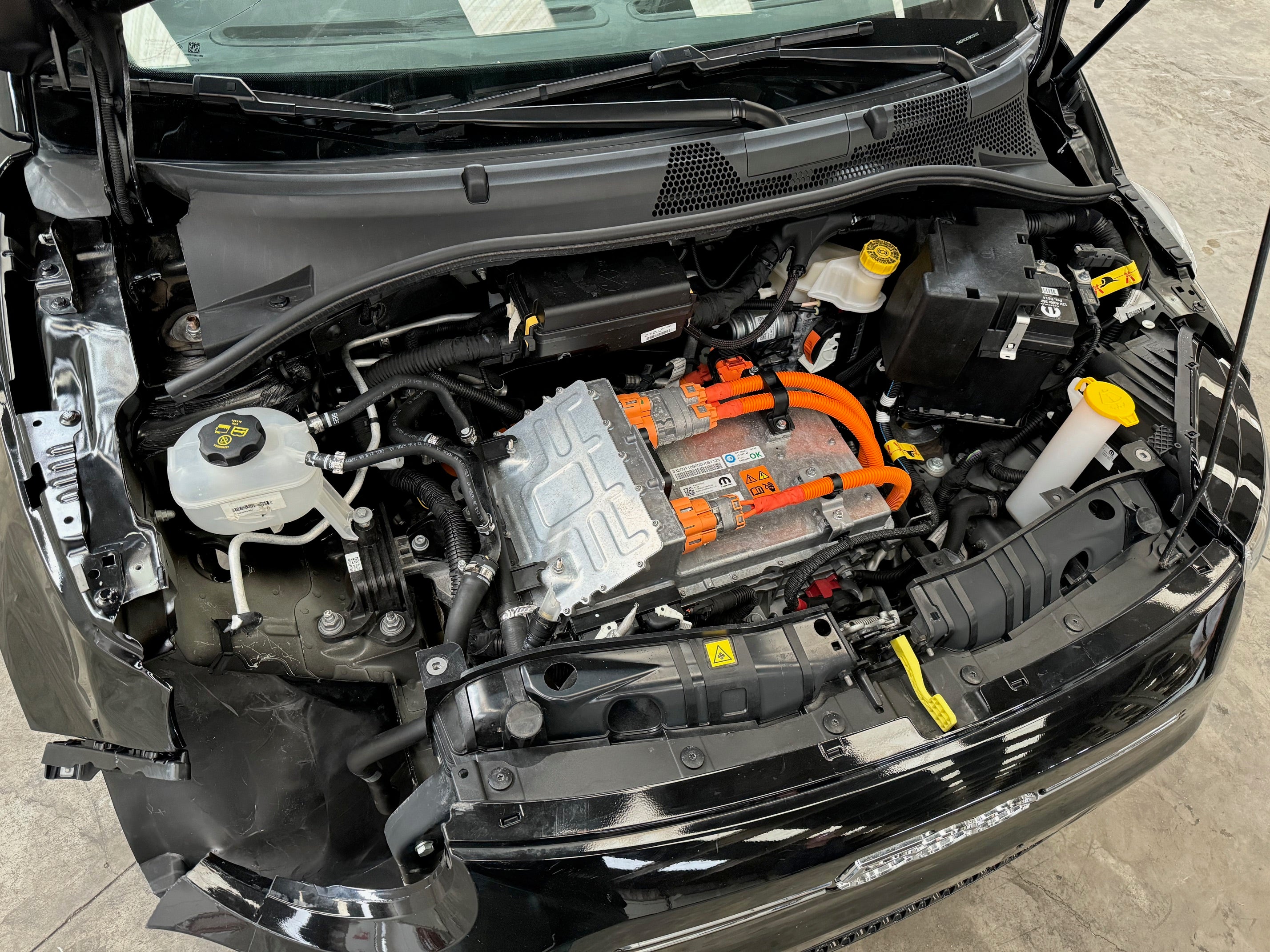 2023 Fiat 500e La Prima