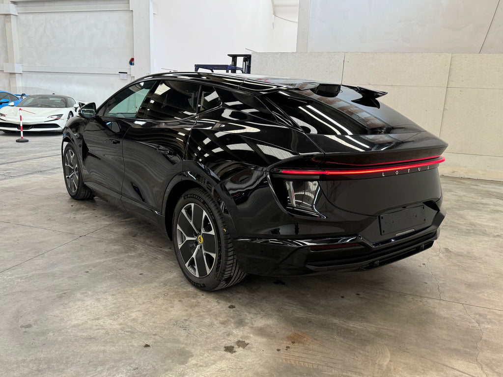 2024 Lotus Eletre EDS 450 4WD 112 kWh