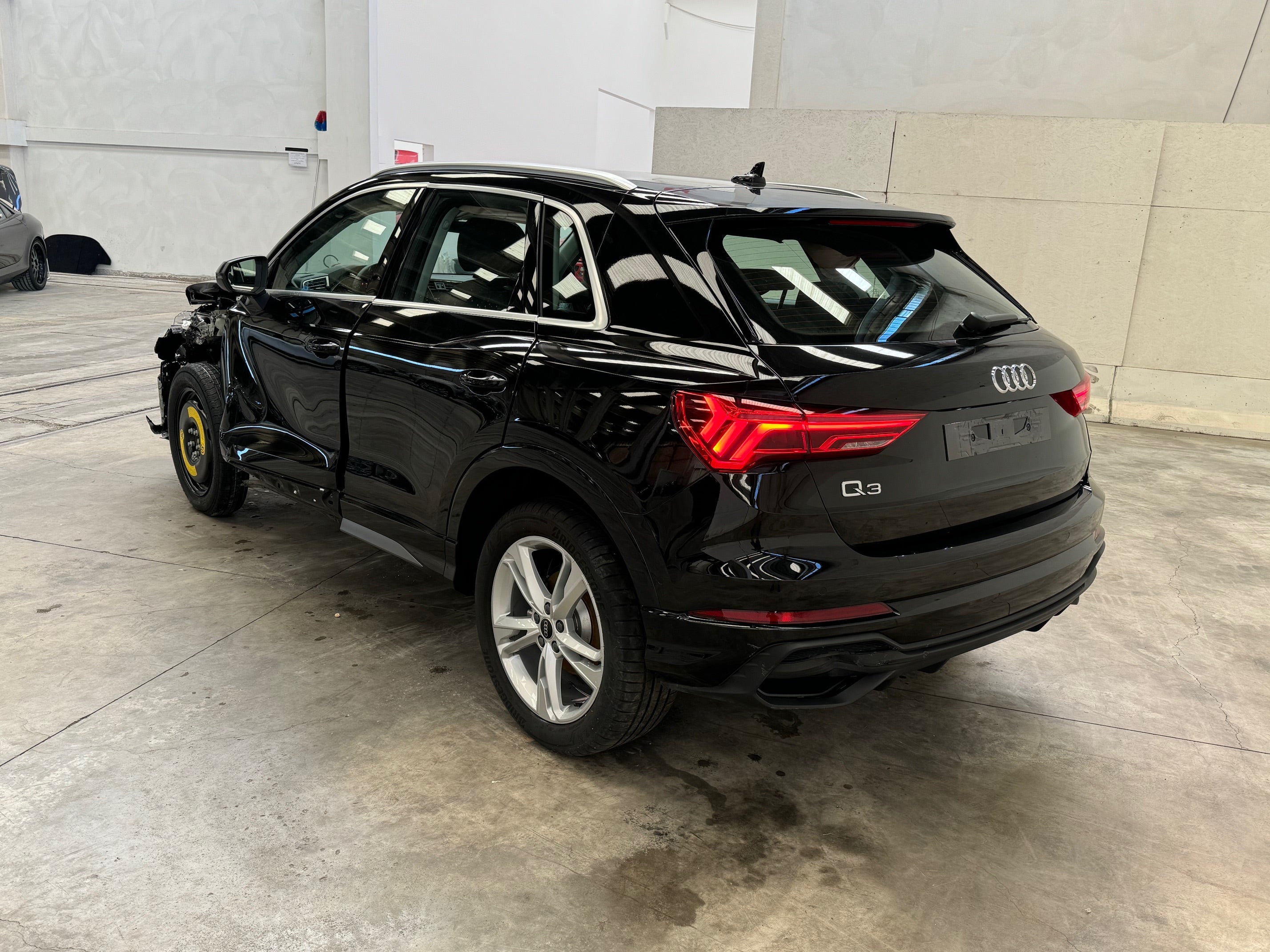 2024 Audi Q3 35 TDI S-Tronic S-Line