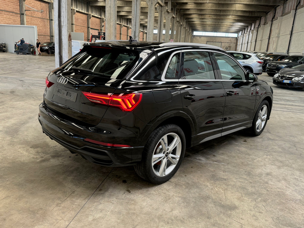 2024 Audi Q3 35 TDI S-Tronic S-Line