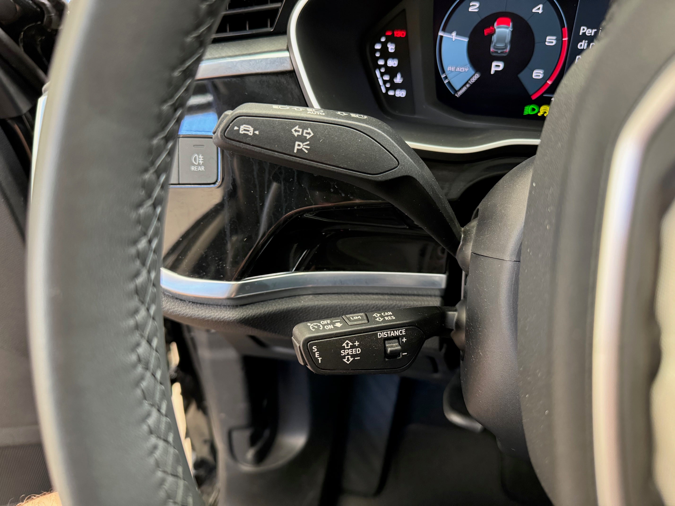 2024 Audi Q3 35 TDI S-Tronic S-Line