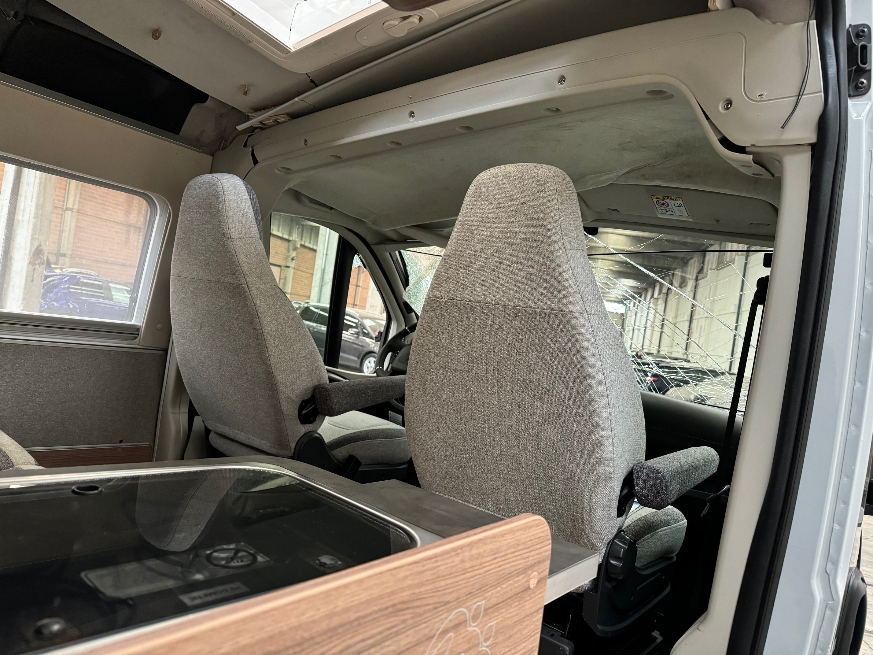 2024 Peugeot Knaus Boxlife 600 MQ