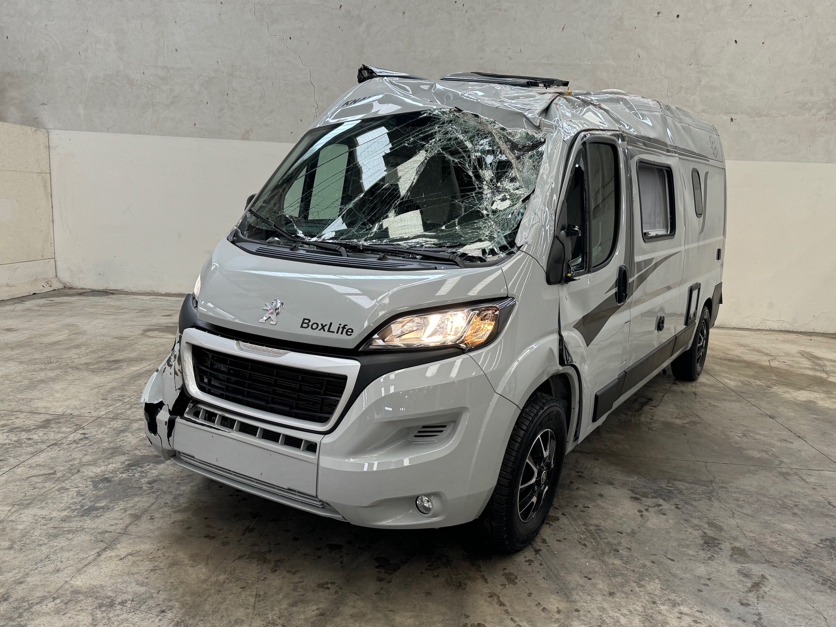 2024 Peugeot Knaus Boxlife 600 MQ