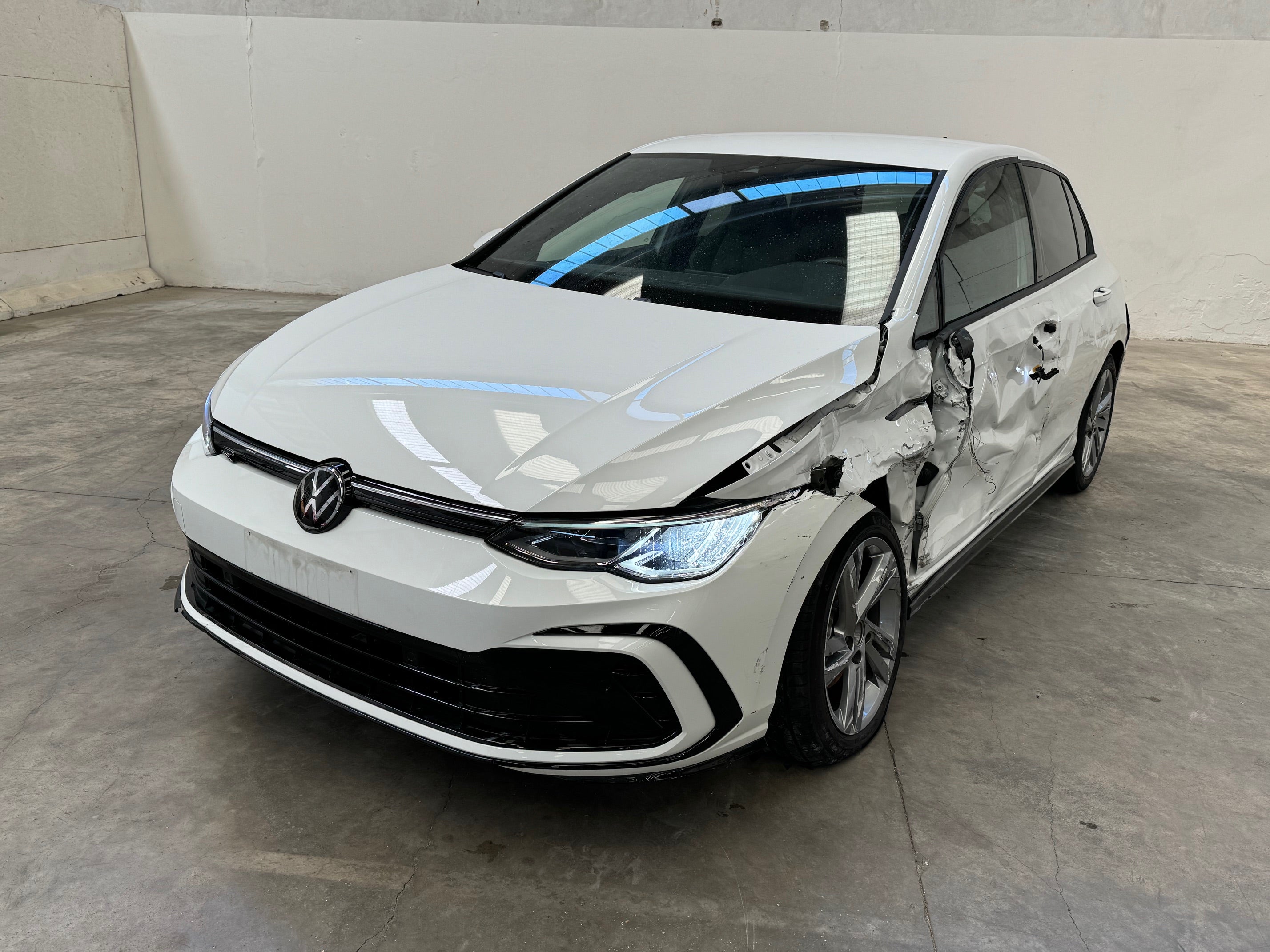 2023 Volkswagen Golf VIII 1.5 TSI ACT R-Line