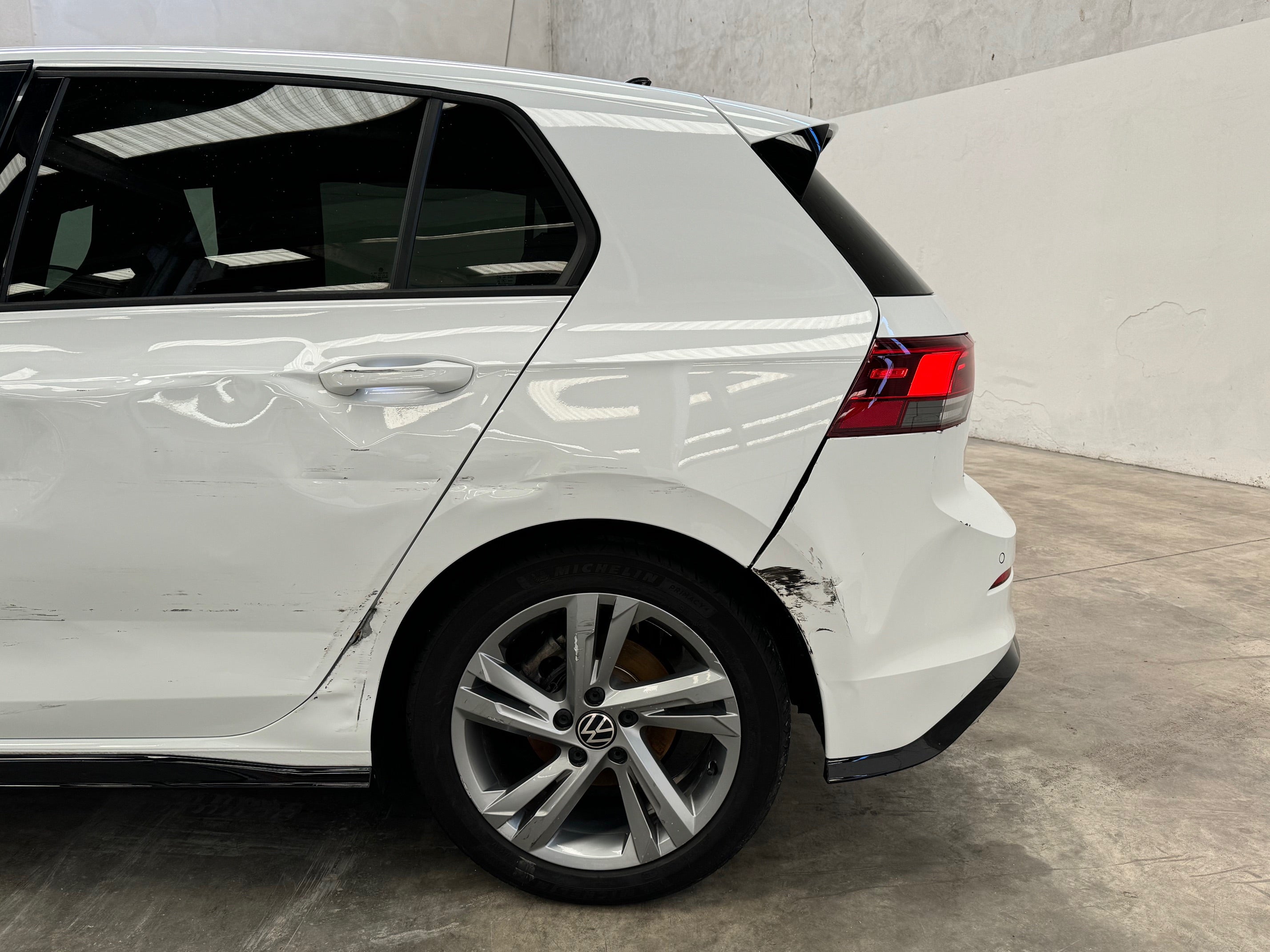 2023 Volkswagen Golf VIII 1.5 TSI ACT R-Line