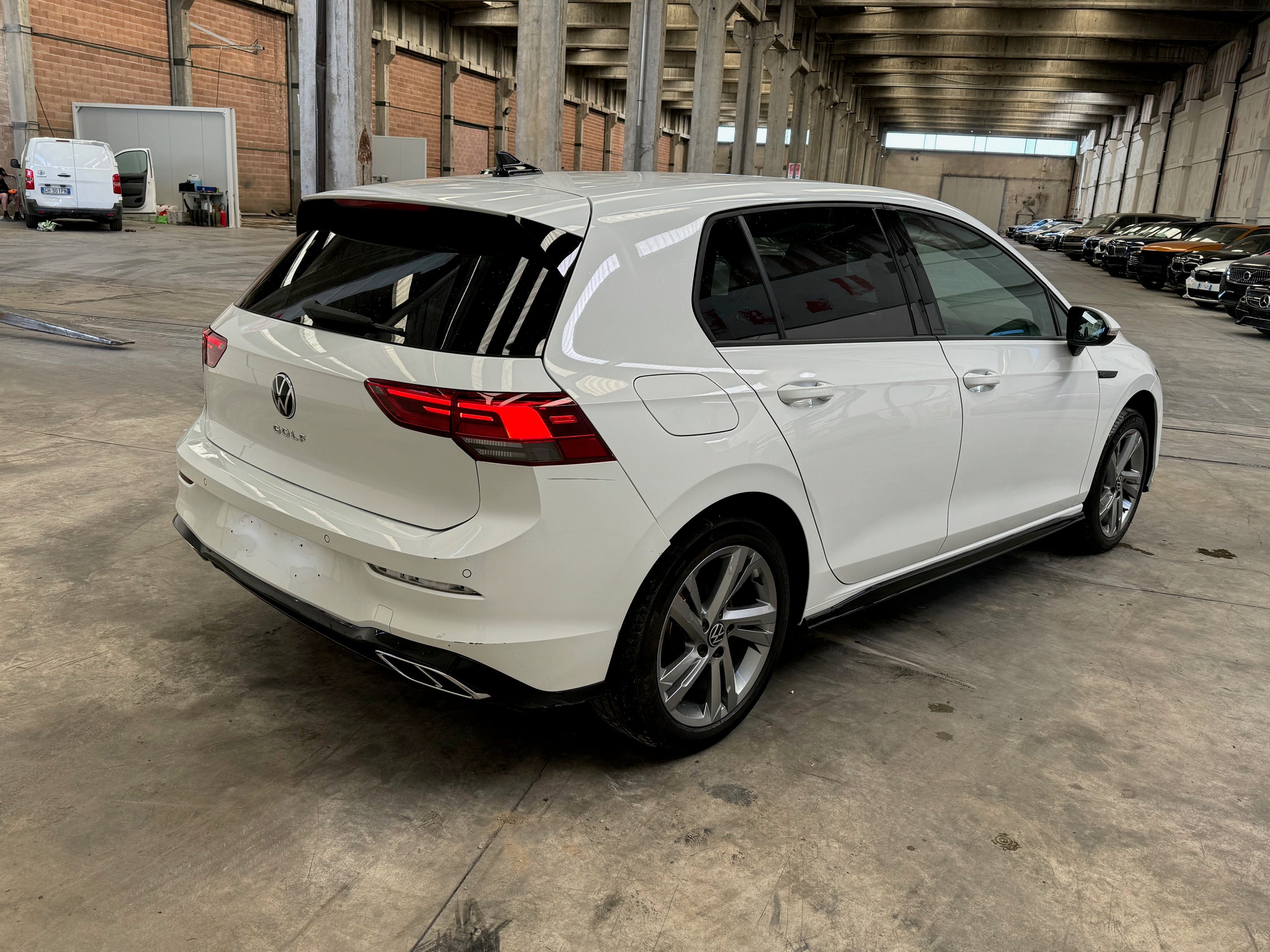 2023 Volkswagen Golf VIII 1.5 TSI ACT R-Line