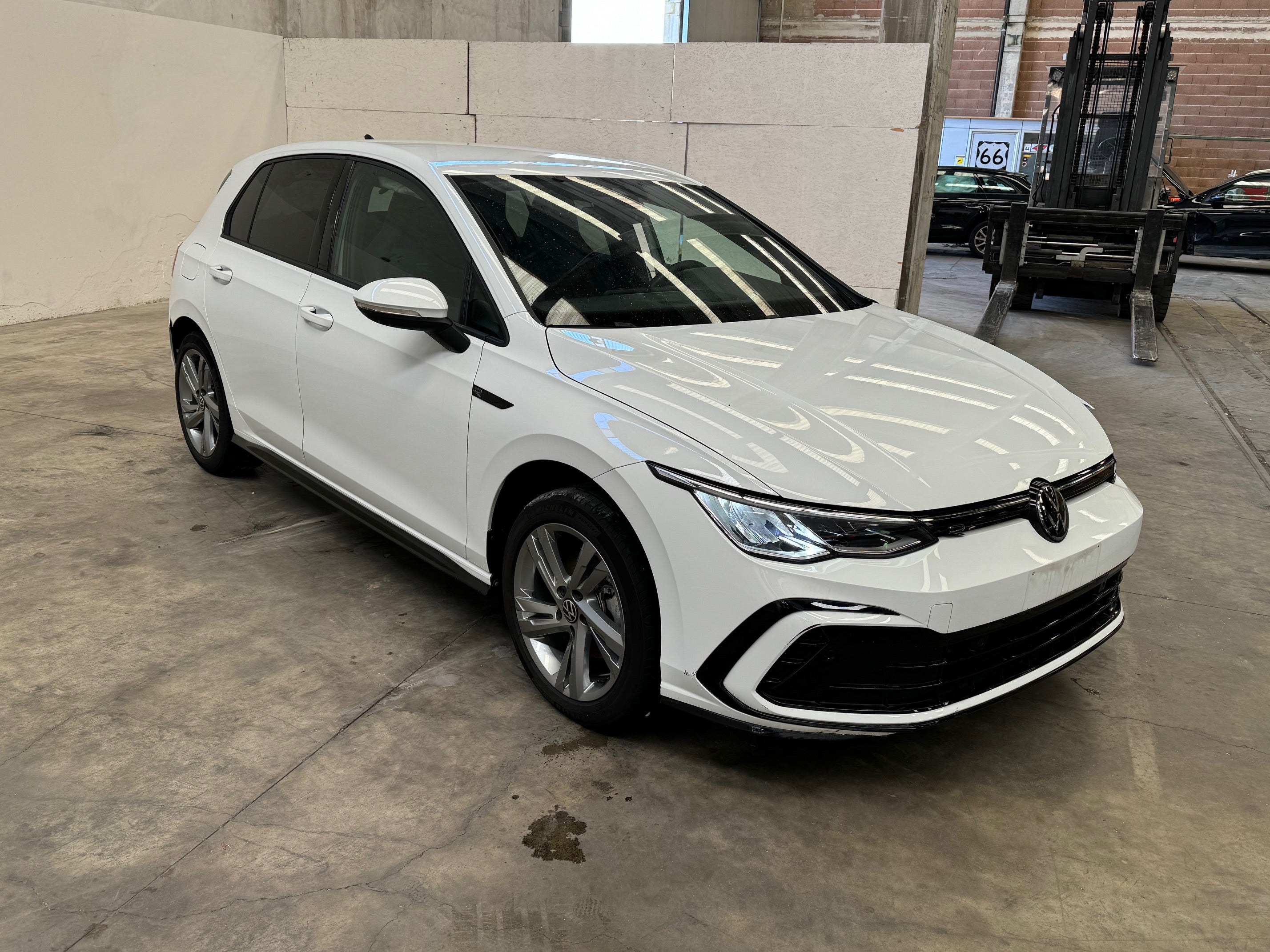 2023 Volkswagen Golf VIII 1.5 TSI ACT R-Line