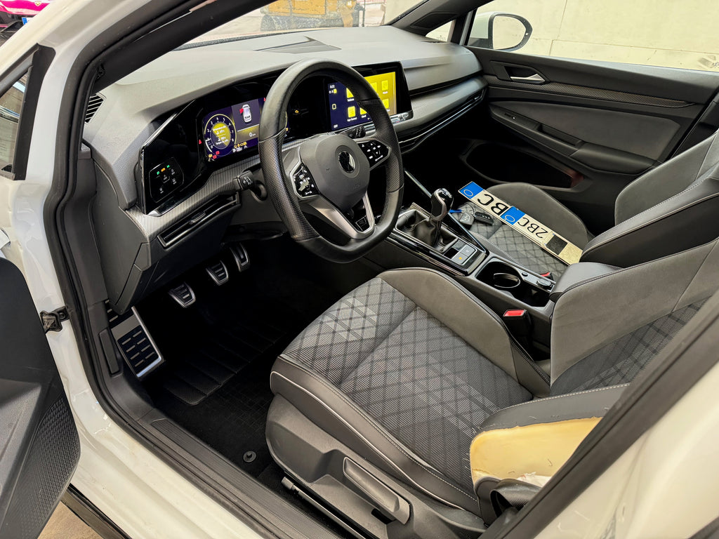 2023 Volkswagen Golf VIII 1.5 TSI ACT R-Line