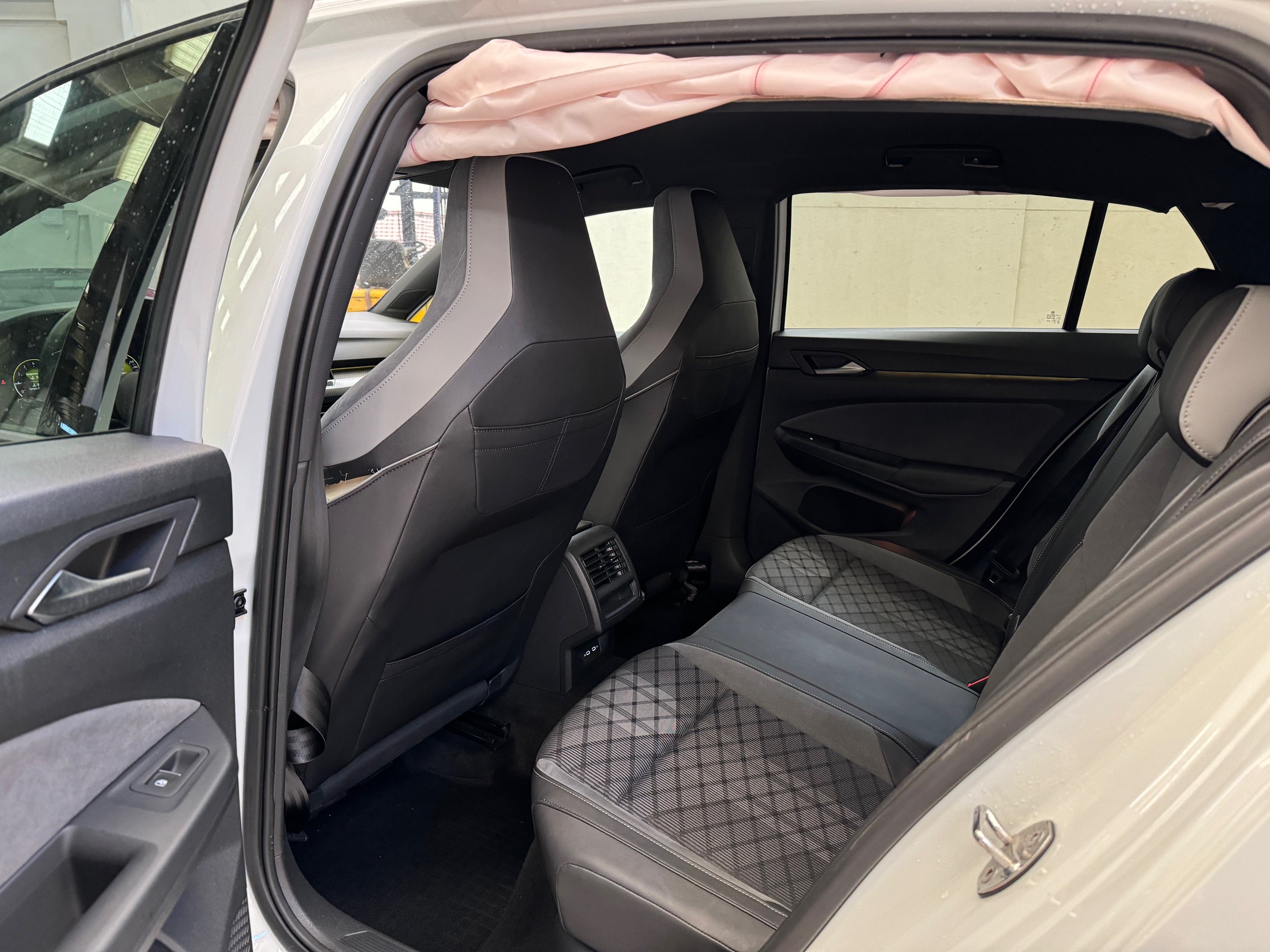 2023 Volkswagen Golf VIII 1.5 TSI ACT R-Line