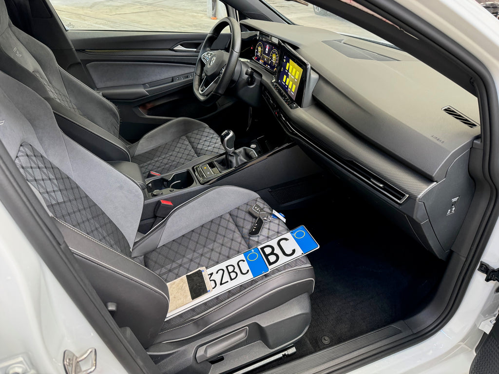 2023 Volkswagen Golf VIII 1.5 TSI ACT R-Line