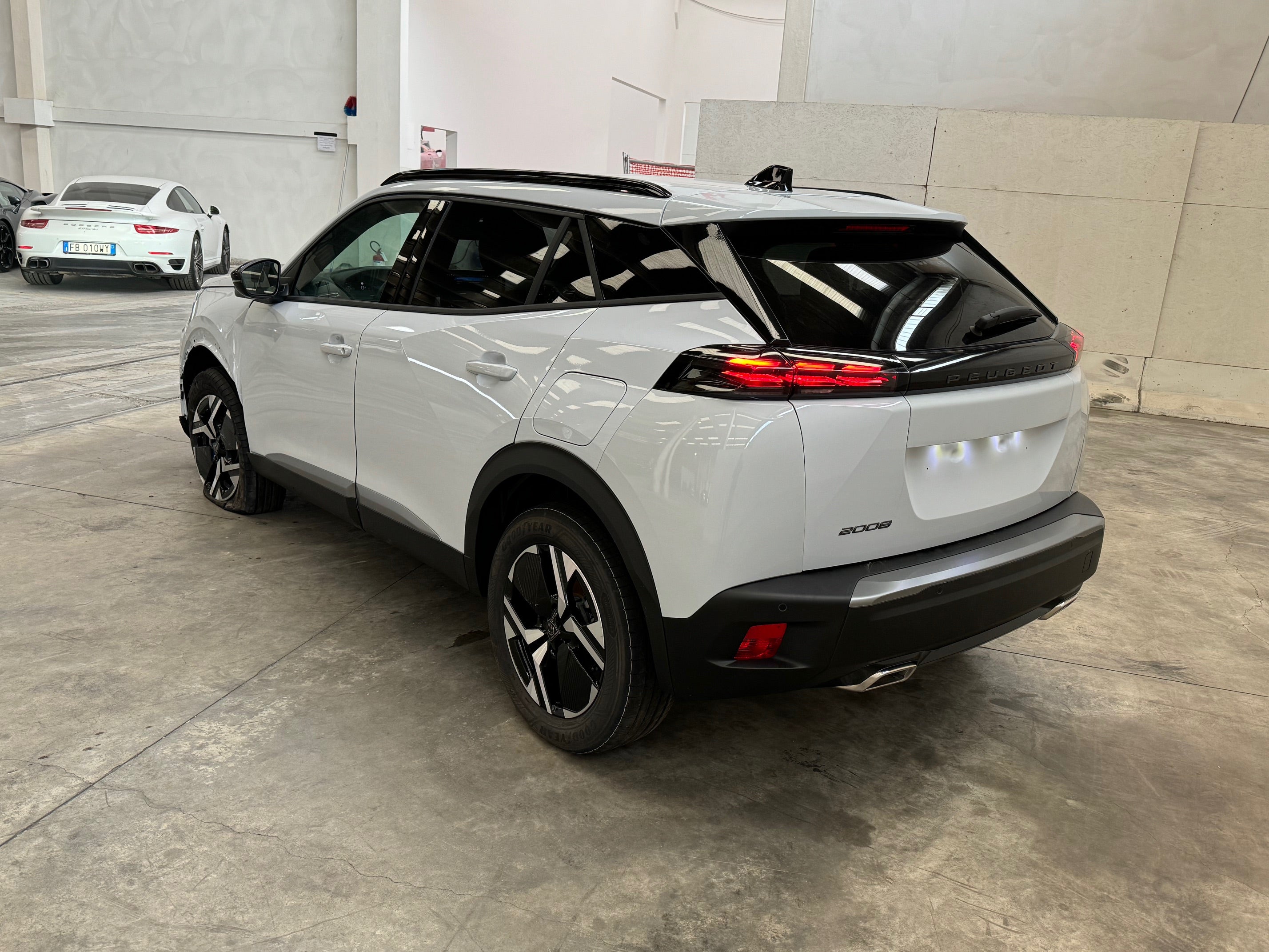 2025 Peugeot 2008 1.2 Puretech S&S EAT8 Allure