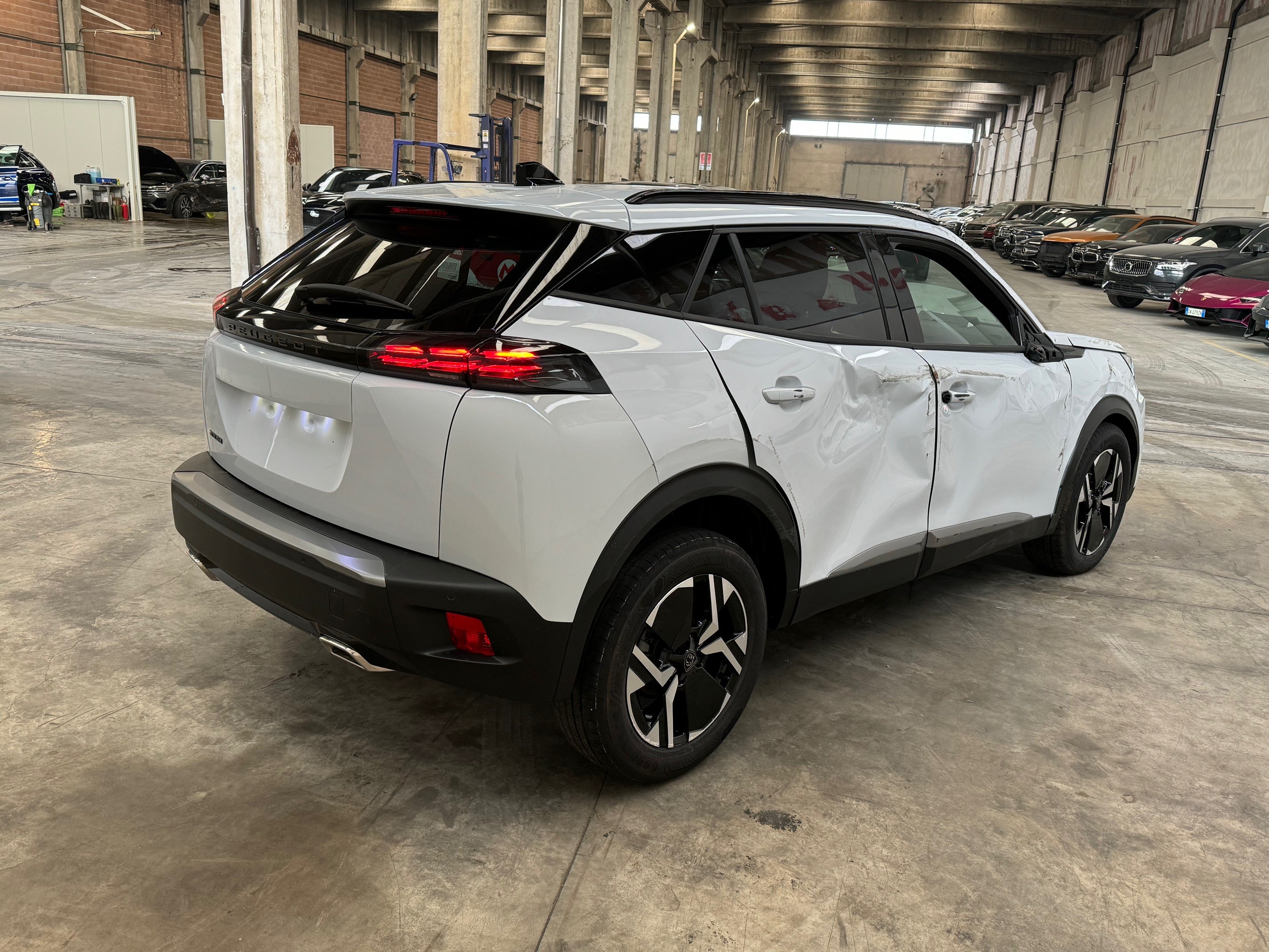 2025 Peugeot 2008 1.2 Puretech S&S EAT8 Allure