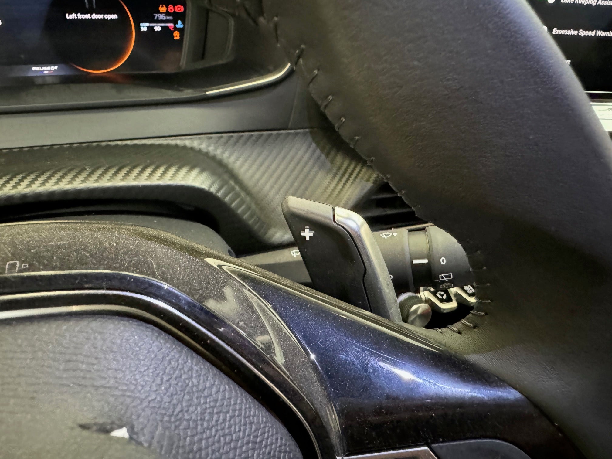 2025 Peugeot 2008 1.2 Puretech S&S EAT8 Allure