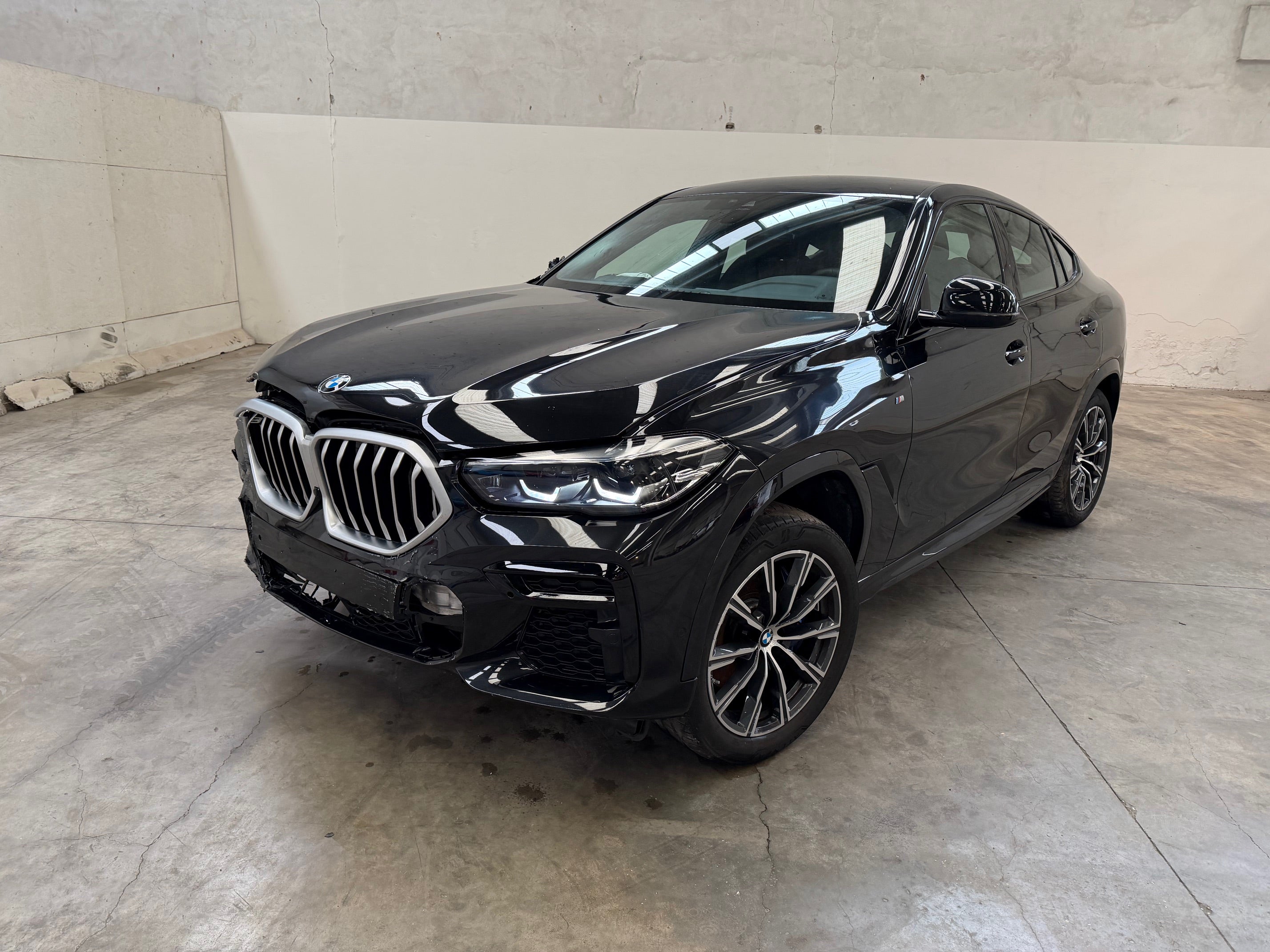 2023 BMW X6 xDrive30d M-Sport