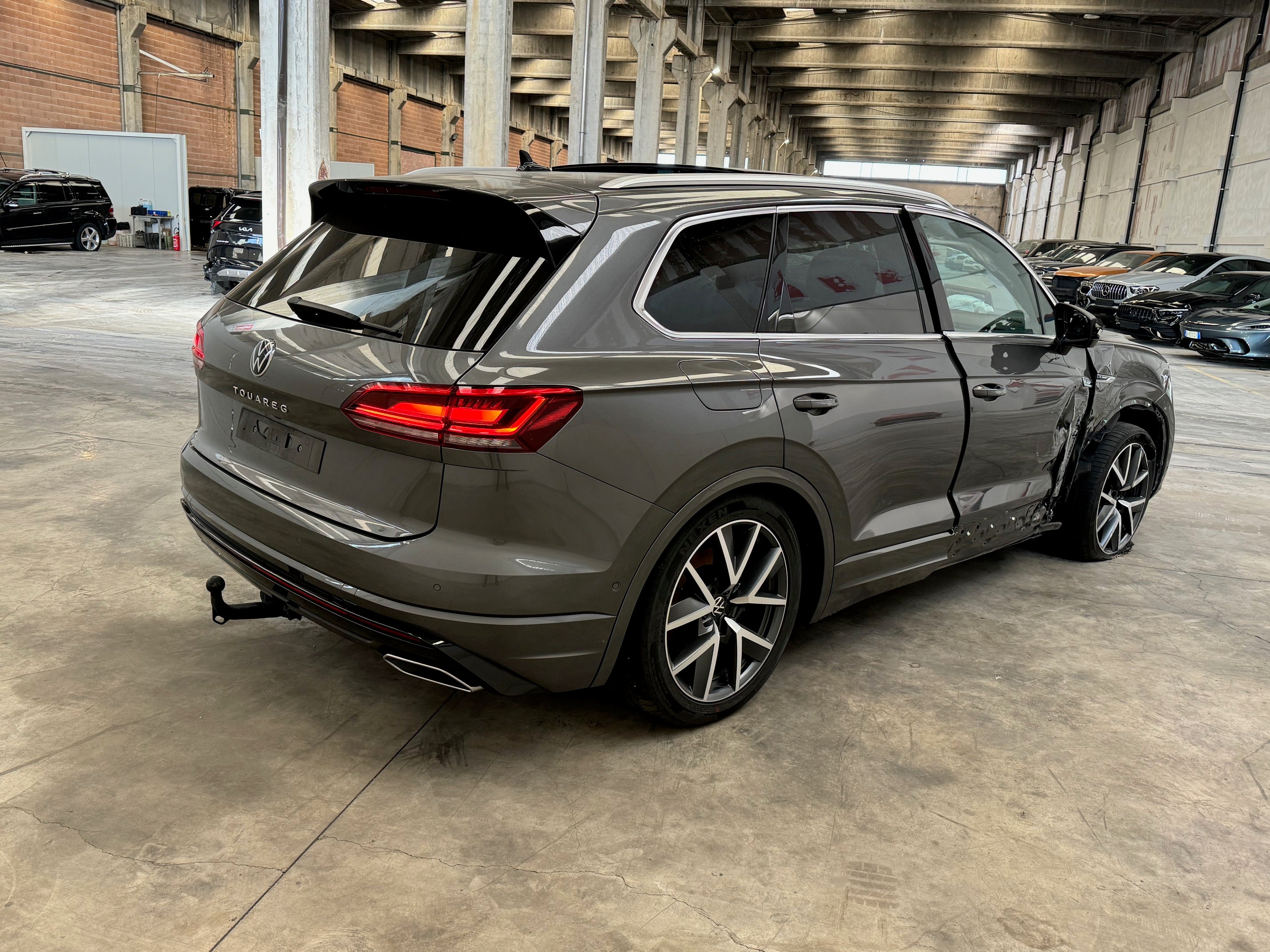 2020 Volkswagen Touareg 3.0 TDI 4Motion R-Line