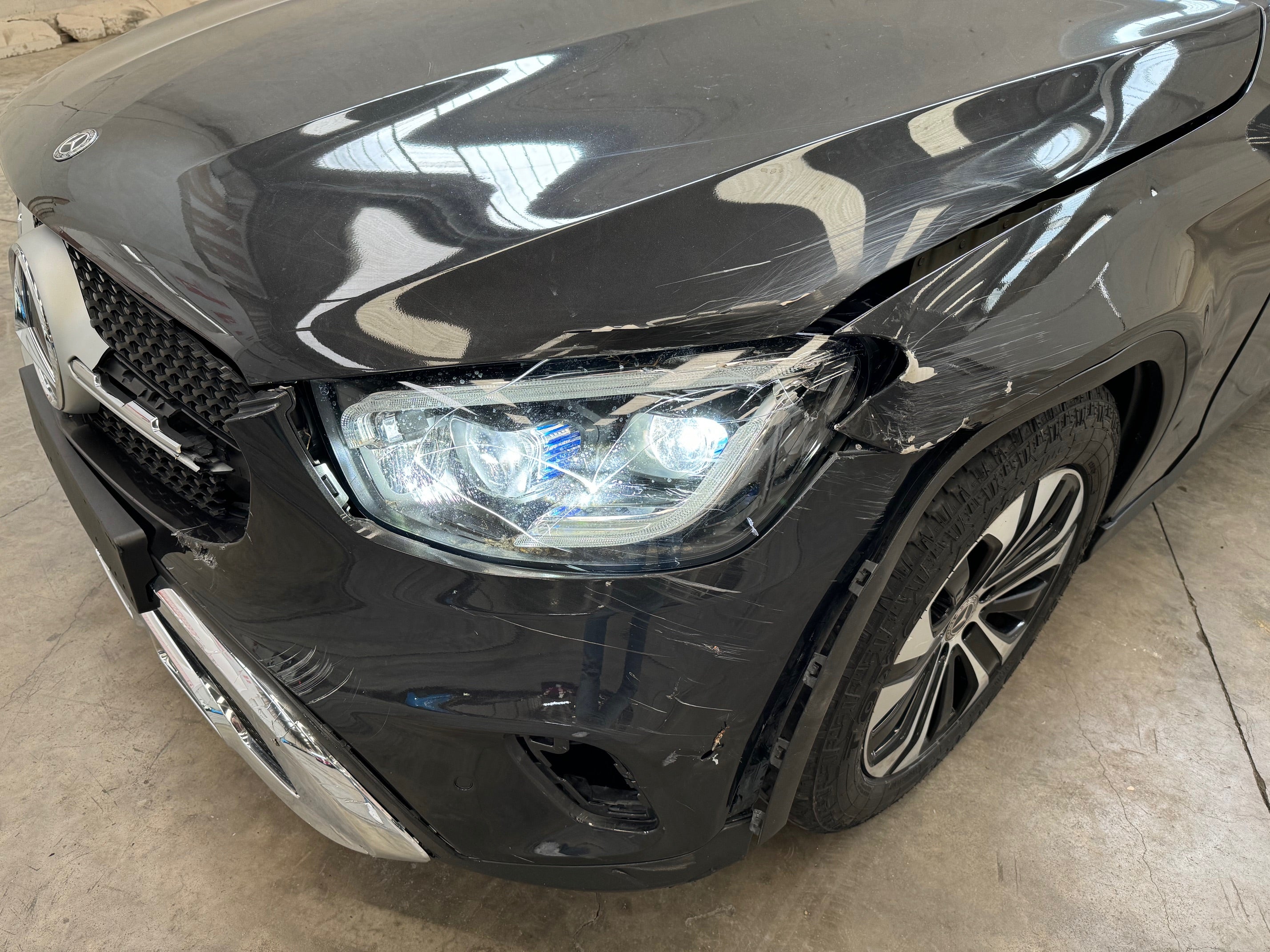 2019 Mercedes-Benz GLC 300 d Coupe 4Matic AMG Line Interieur