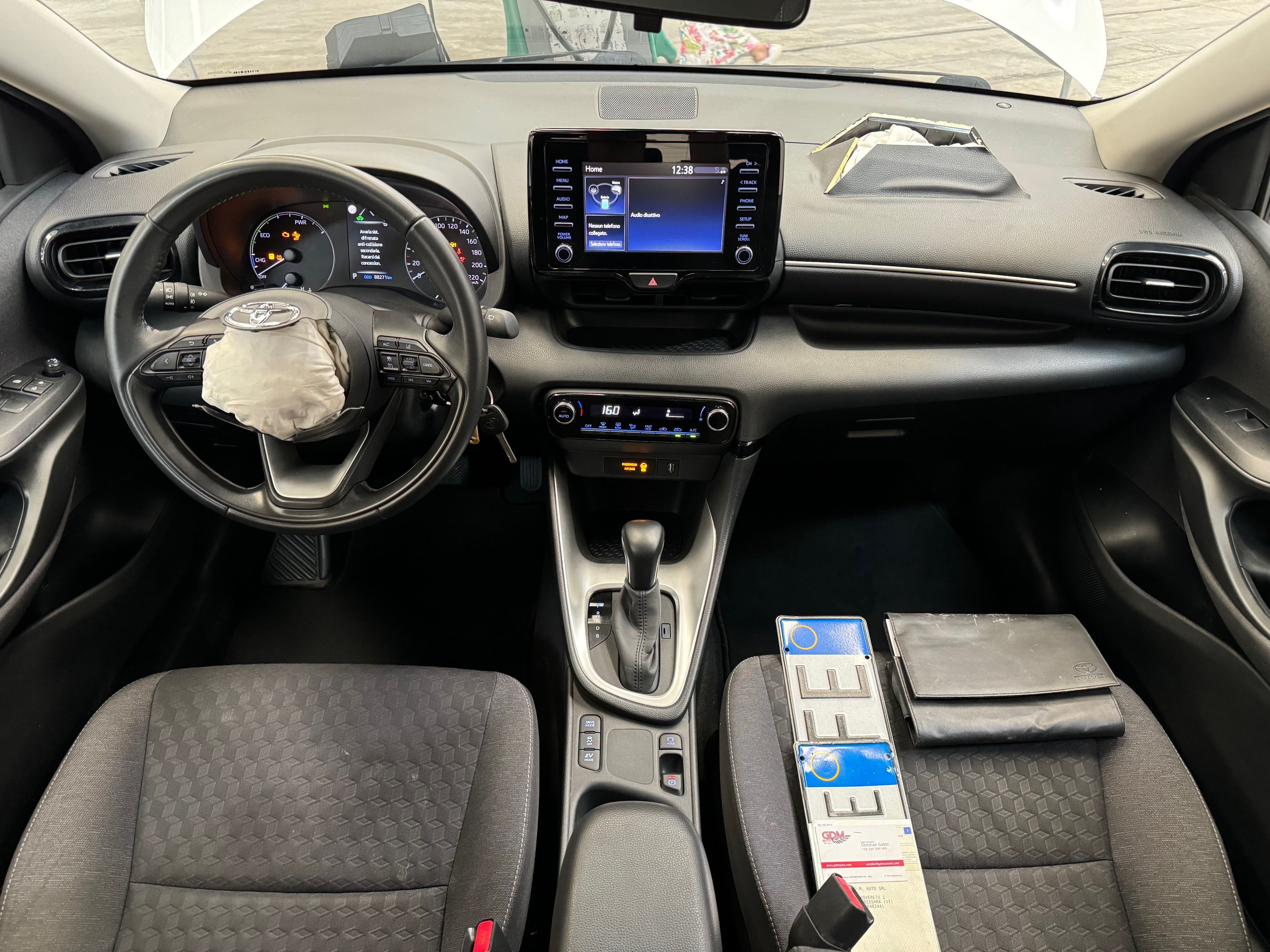 2022 Toyota Yaris 1.5 Hybrid Aut. Business