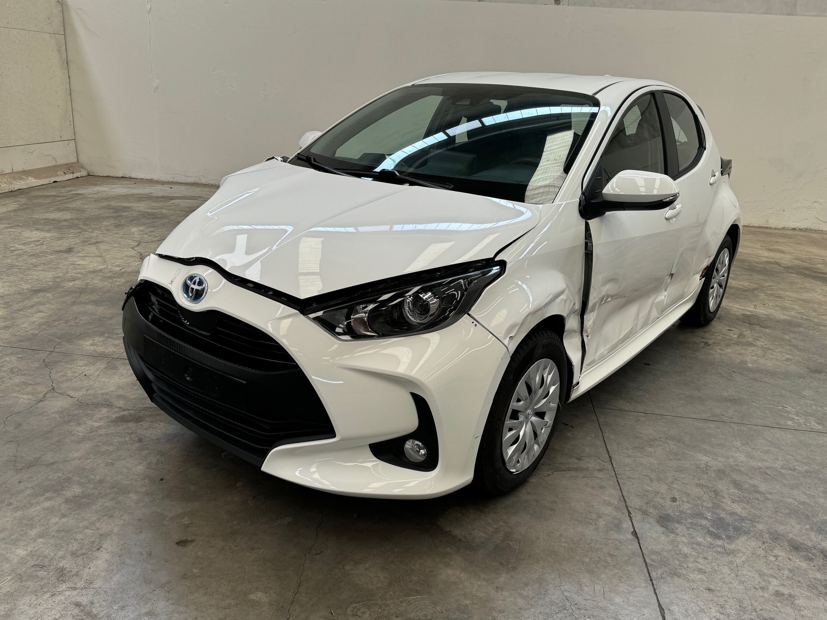 2022 Toyota Yaris 1.5 Hybrid Aut. Business