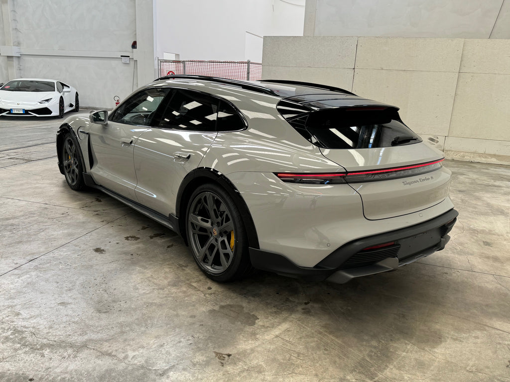 2022 Porsche Taycan Cross Turismo Turbo S