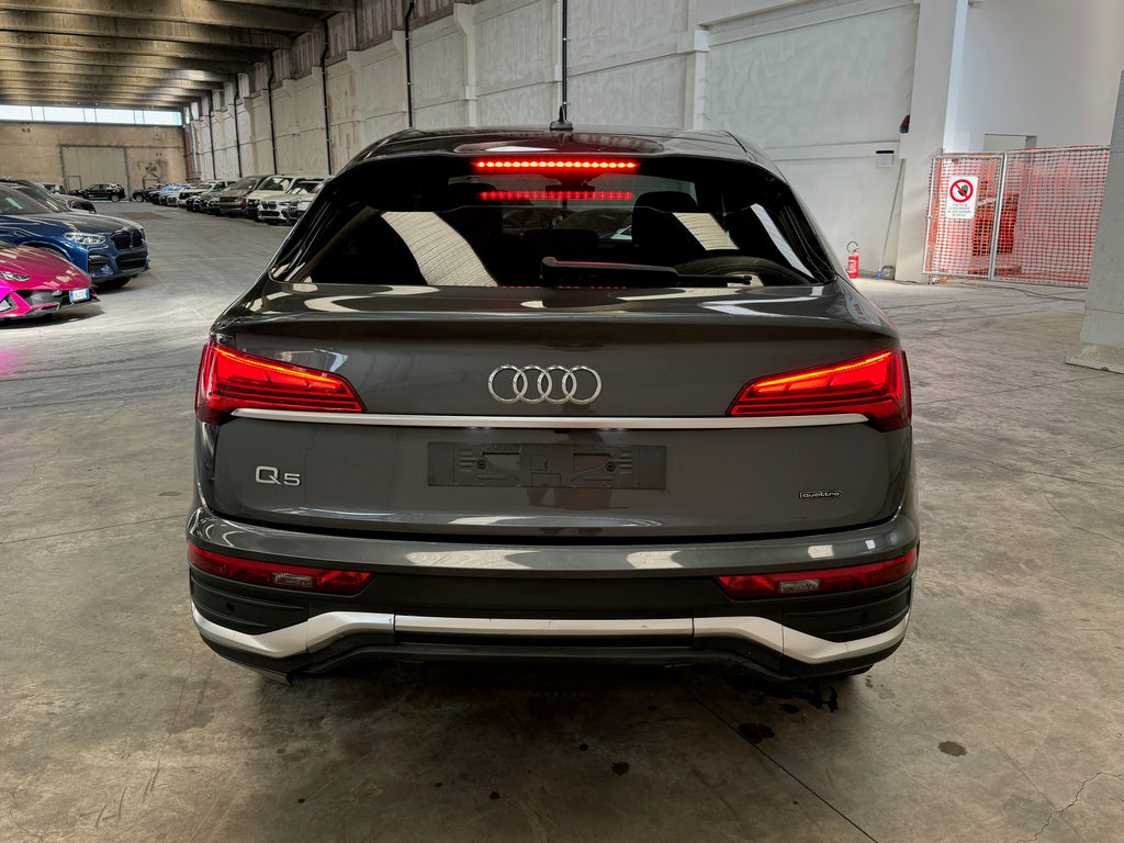 2021 Audi Q5 Sportback 40 TDI quattro S-Tronic S-Line Plus