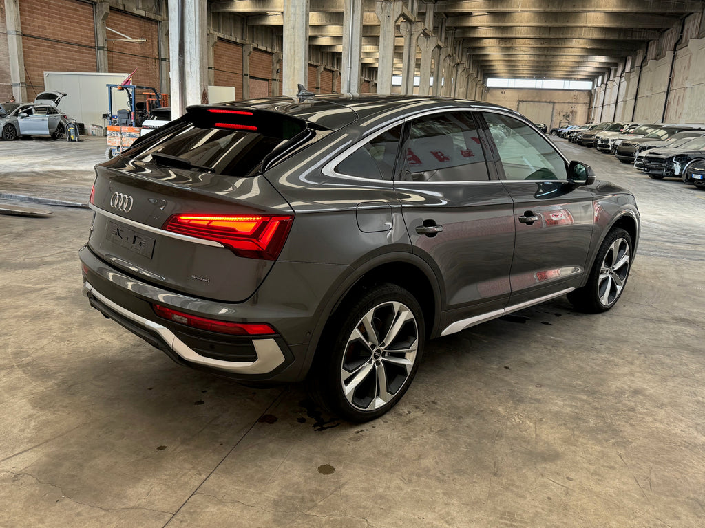 2021 Audi Q5 Sportback 40 TDI quattro S-Tronic S-Line Plus