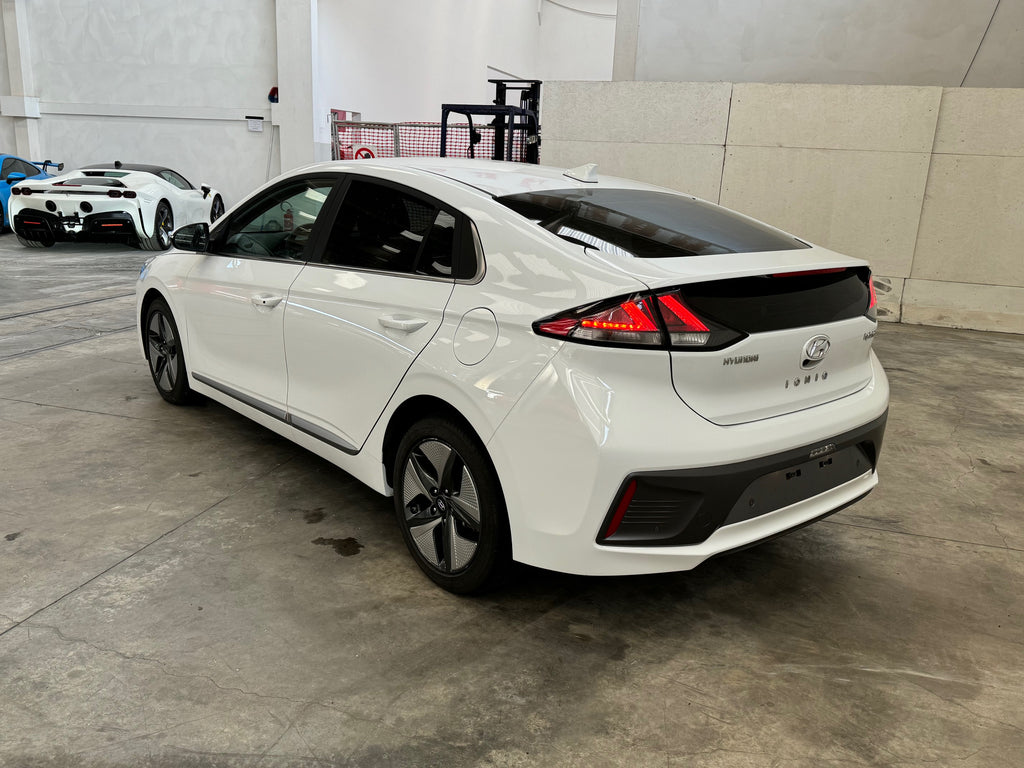 2022 Hyundai Ioniq 1.6 Hybrid DCT Tech
