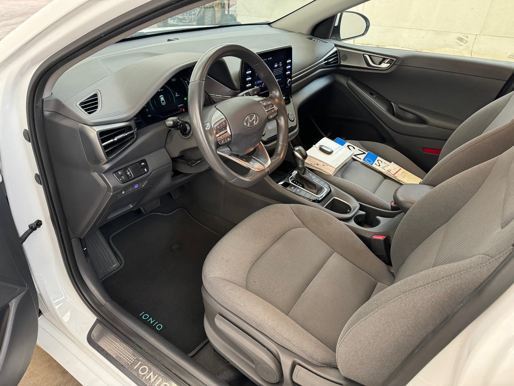 2022 Hyundai Ioniq 1.6 Hybrid DCT Tech