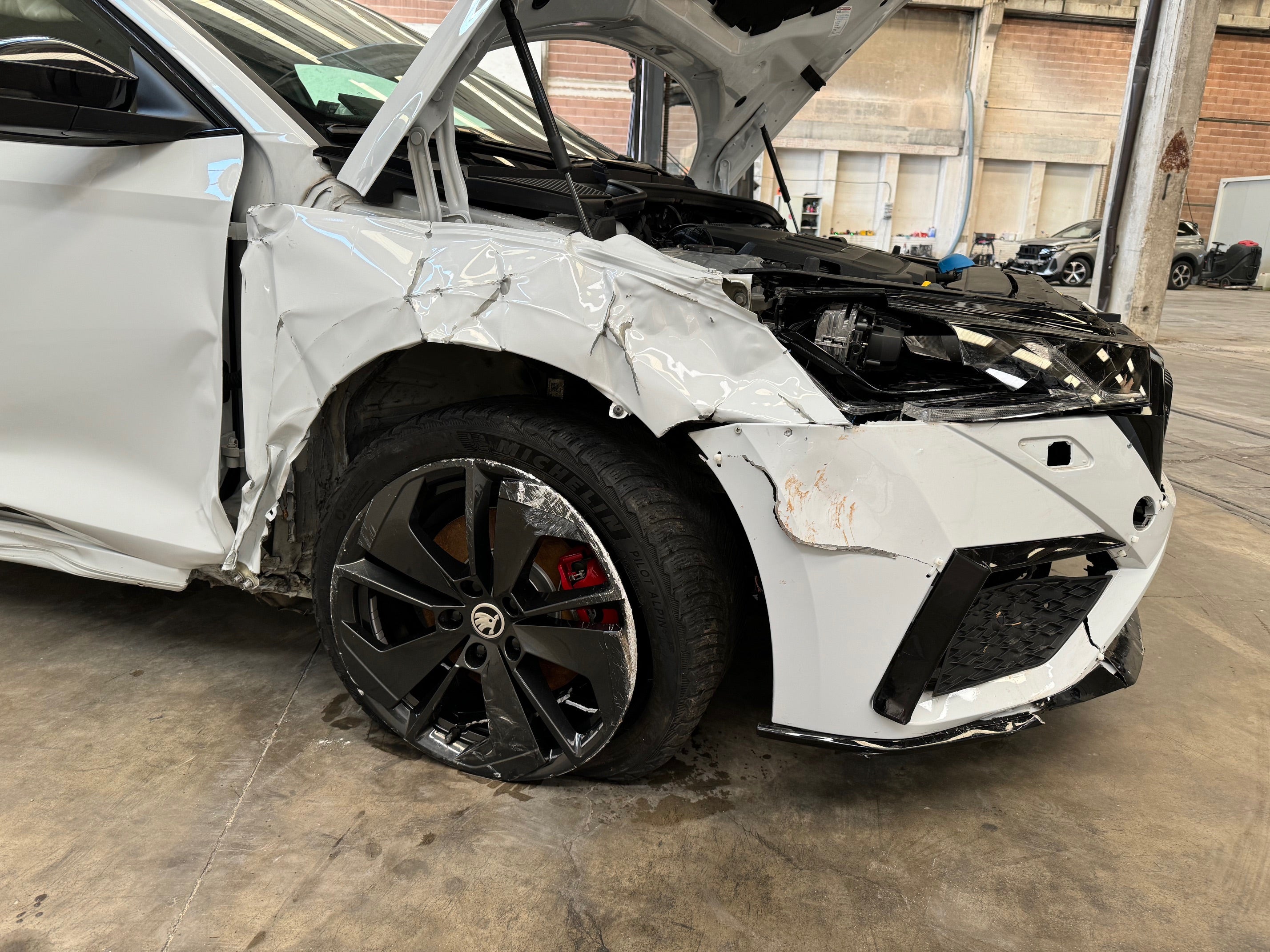 2023 Skoda Octavia RS 2.0 TDI DSG 200hp