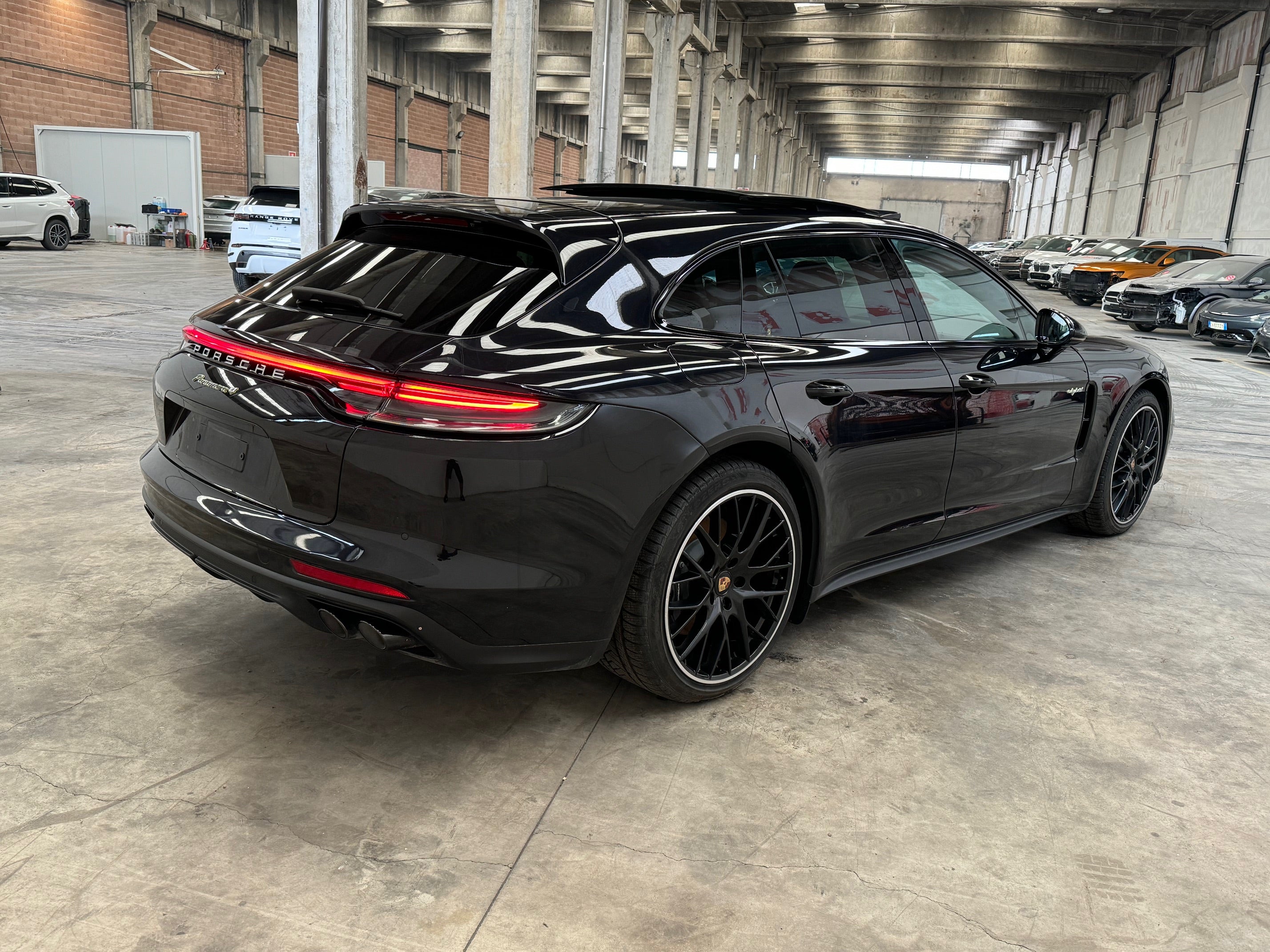 2022 Porsche Panamera Sport Turismo 4 E-Hybrid Restyling