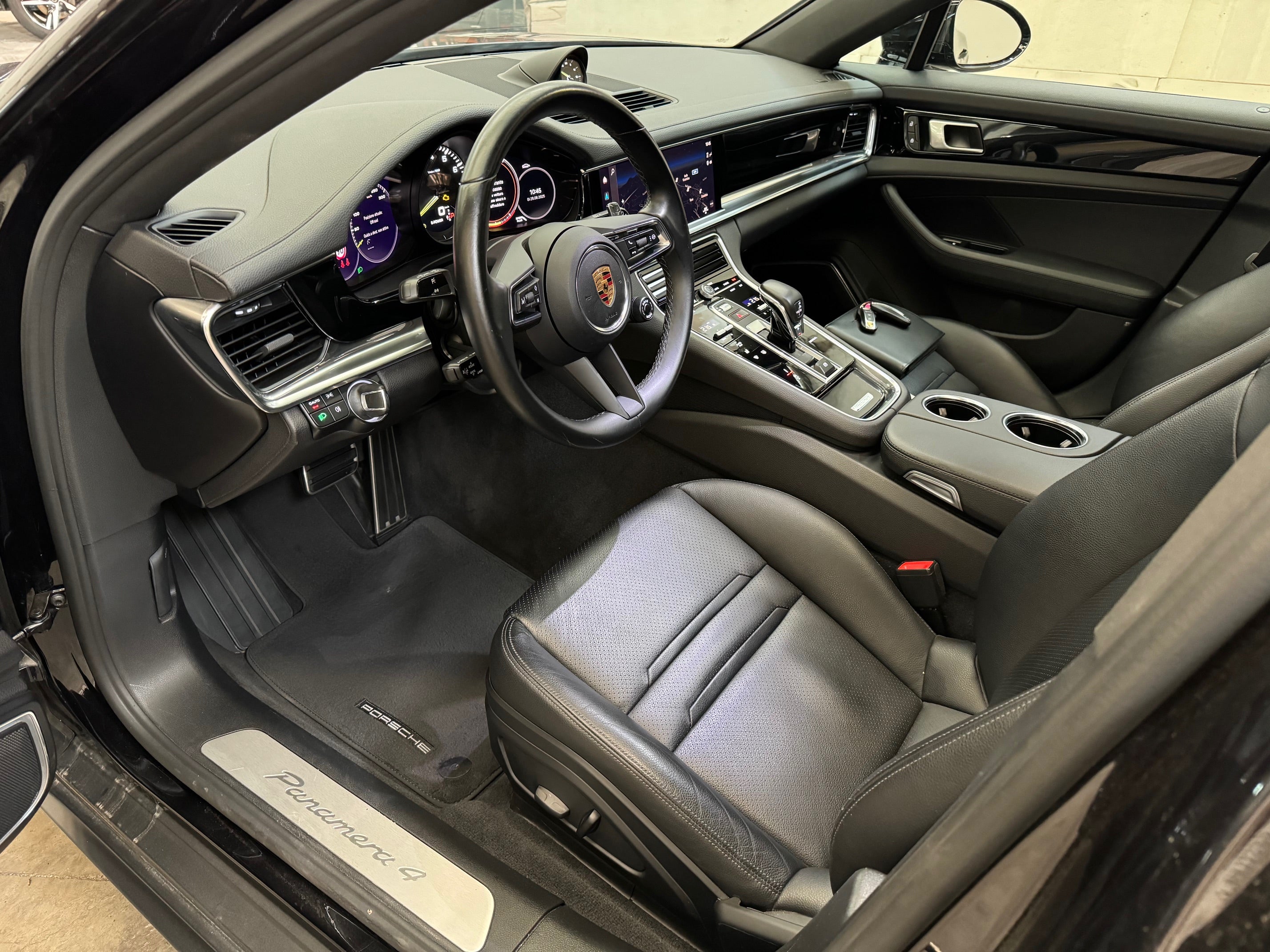 2022 Porsche Panamera Sport Turismo 4 E-Hybrid Restyling