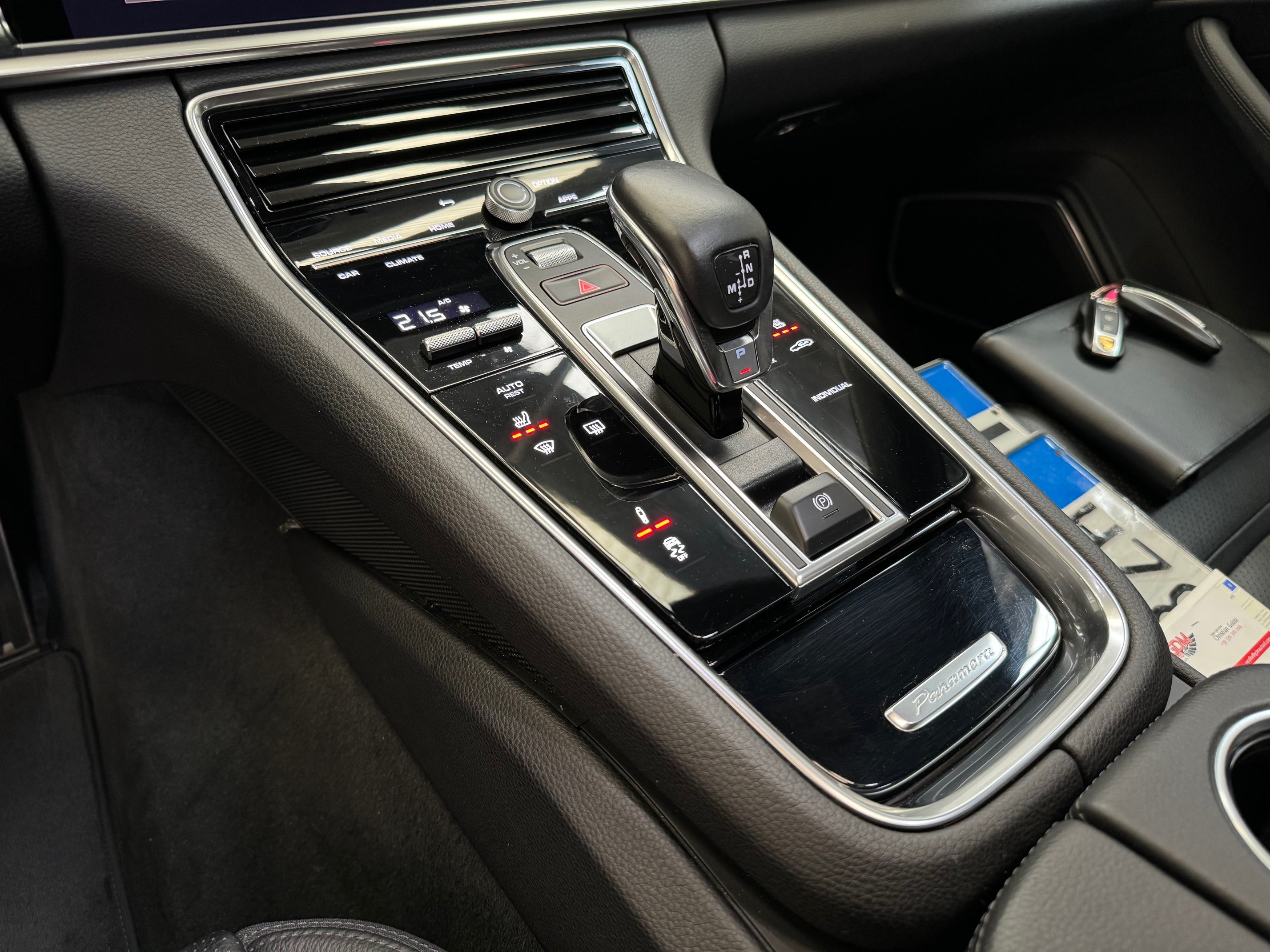 2022 Porsche Panamera Sport Turismo 4 E-Hybrid Restyling